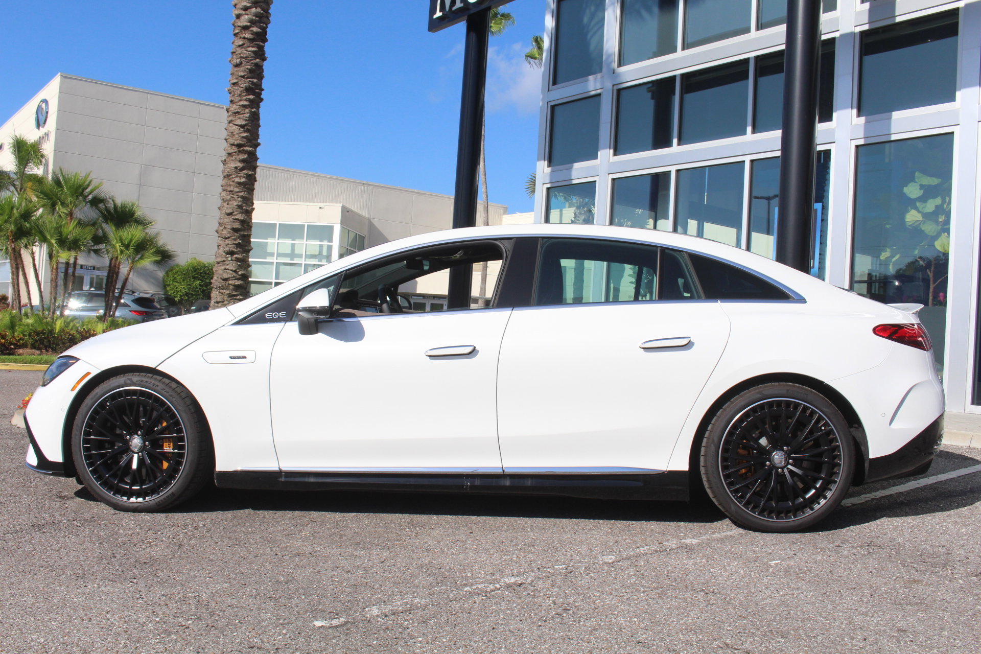 2025 Mercedes Benz EQE Sedan AMG photo 3