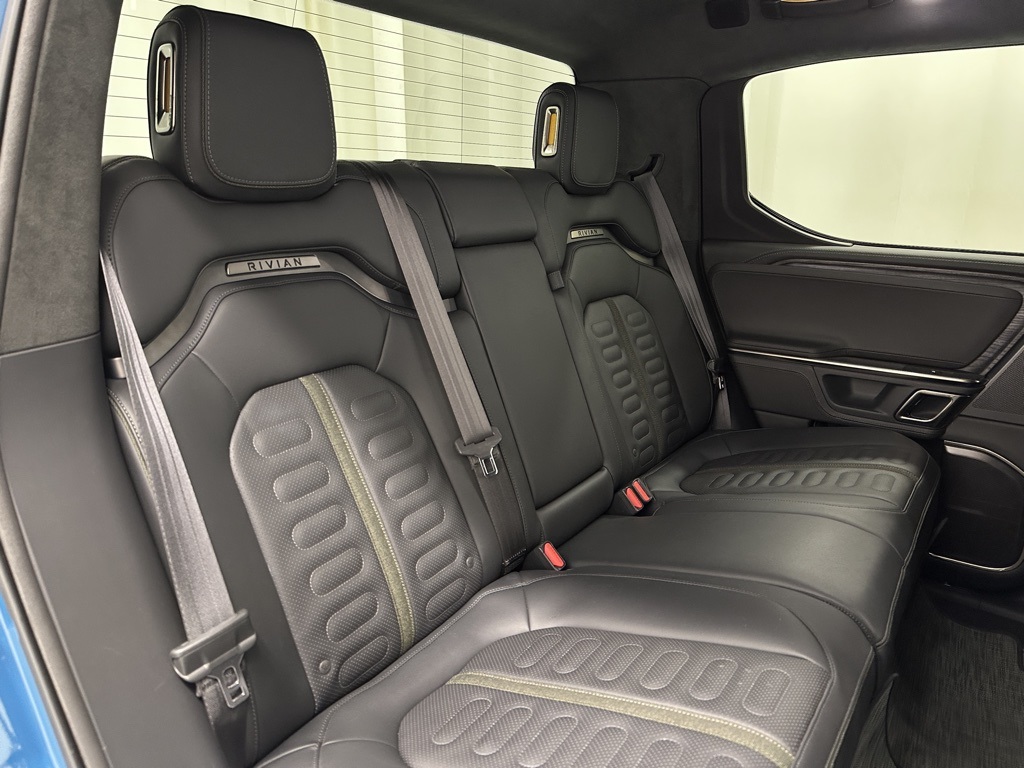 2022 Rivian R1T Launch Edition photo 20