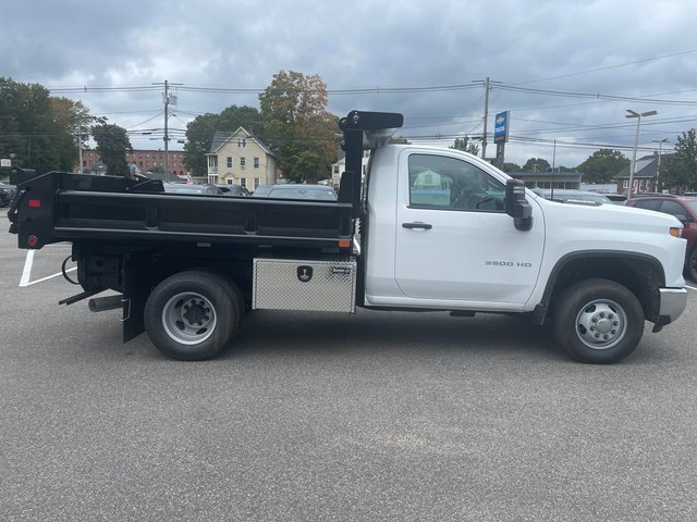2025 Chevrolet Silverado 3500HD Work Truck photo 4