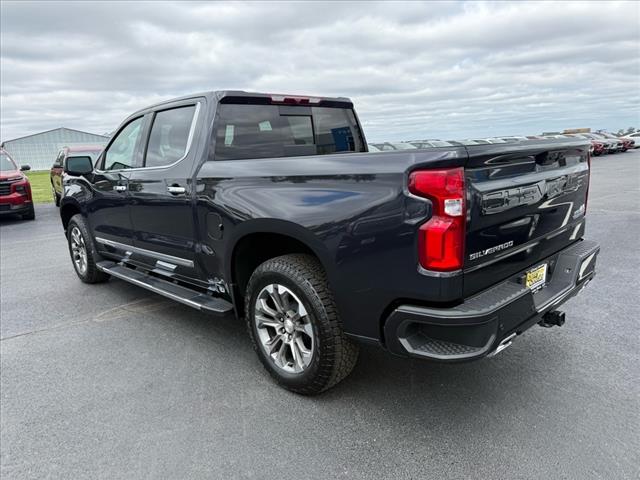 2023 Chevrolet Silverado 1500 High Country photo 3