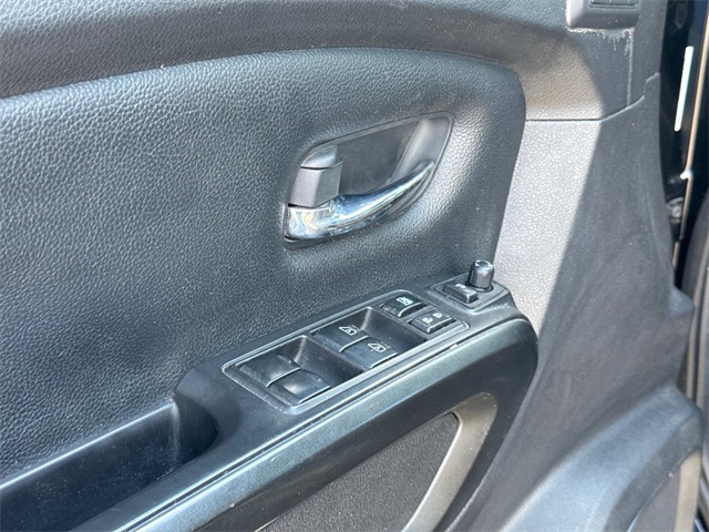2021 Nissan Titan PRO-4X photo 26