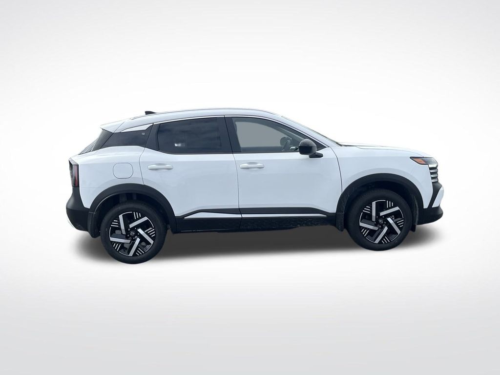 2026 Nissan Kicks SV photo 3