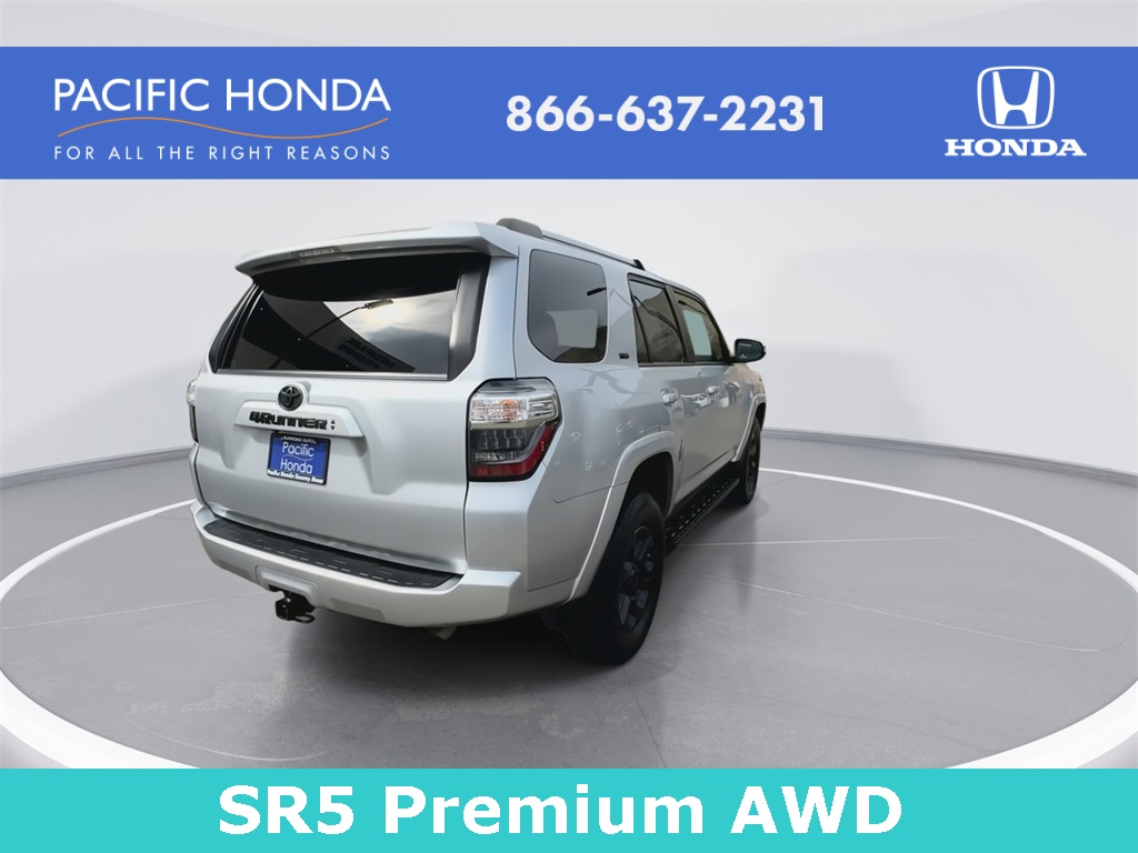 2020 Toyota 4Runner SR5 Premium photo 9