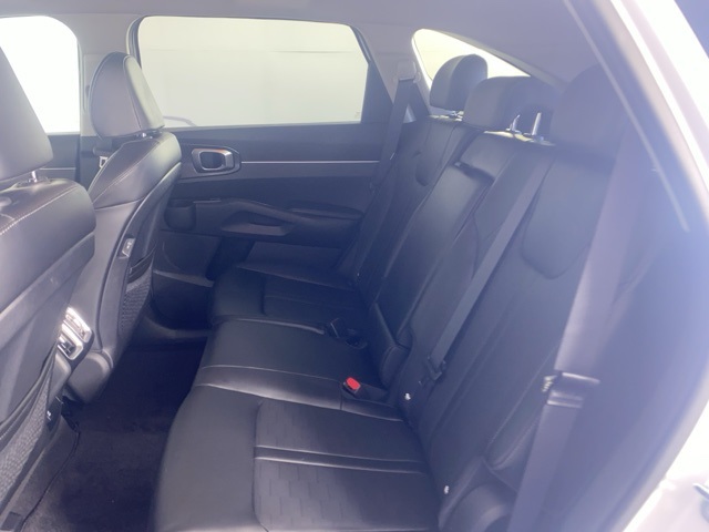 2025 Kia Sorento S photo 10