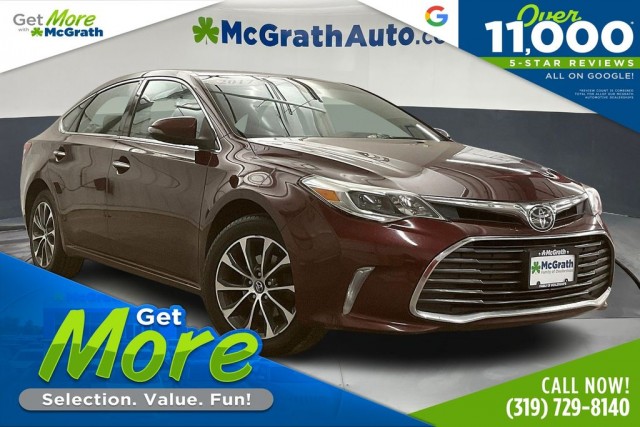2017 Toyota Avalon XLE's photo