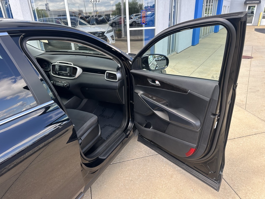 2018 Kia Sorento L photo 12