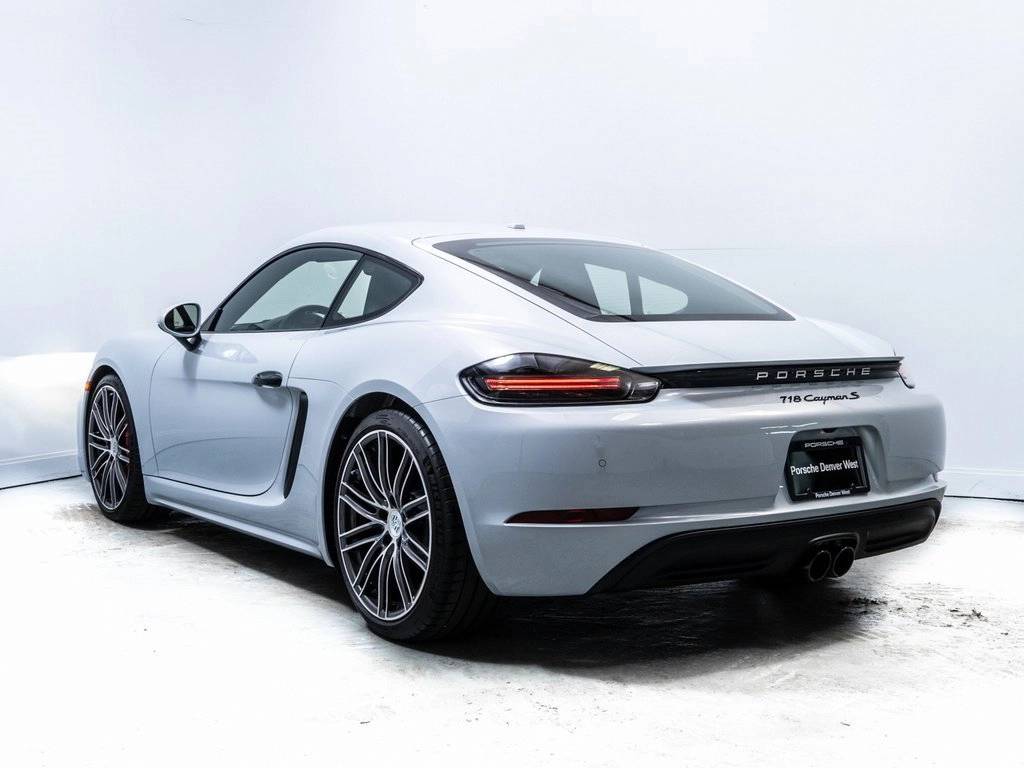 2025 Porsche Cayman S photo 3