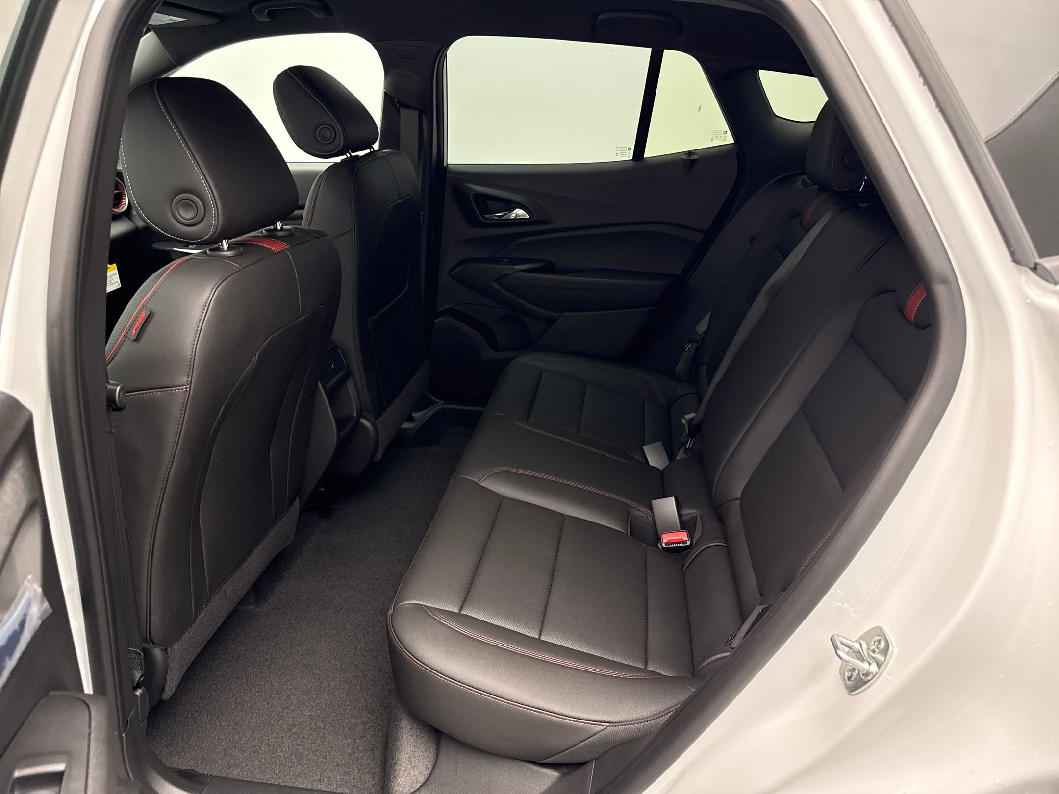 2025 Chevrolet Trax photo 14