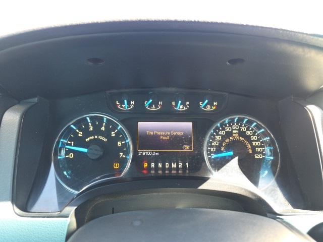 2013 Ford F-150 XLT photo 13