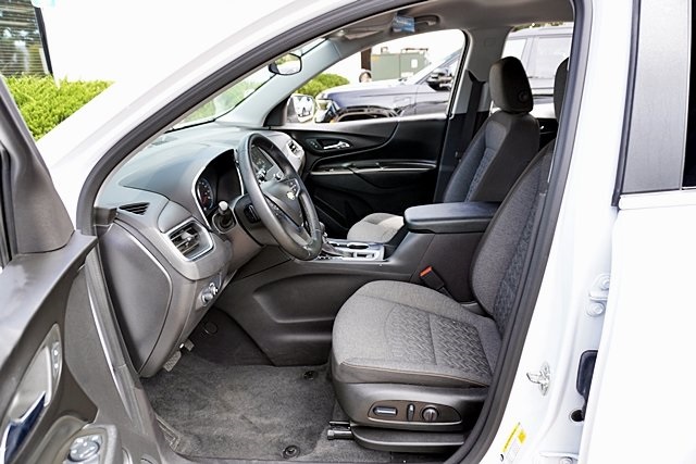 2024 Chevrolet Equinox LT photo 13