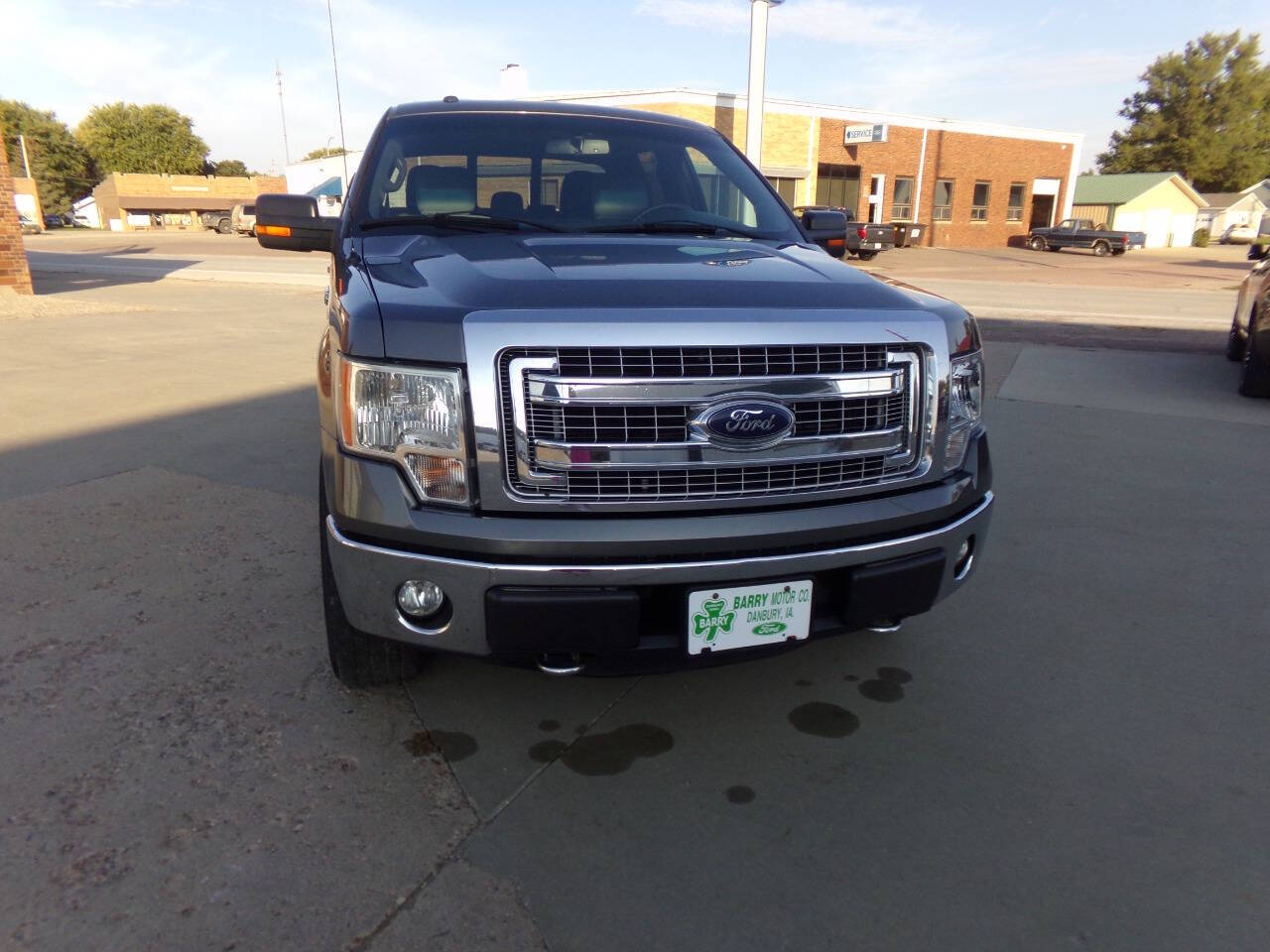 2014 Ford F-150 XLT photo 3