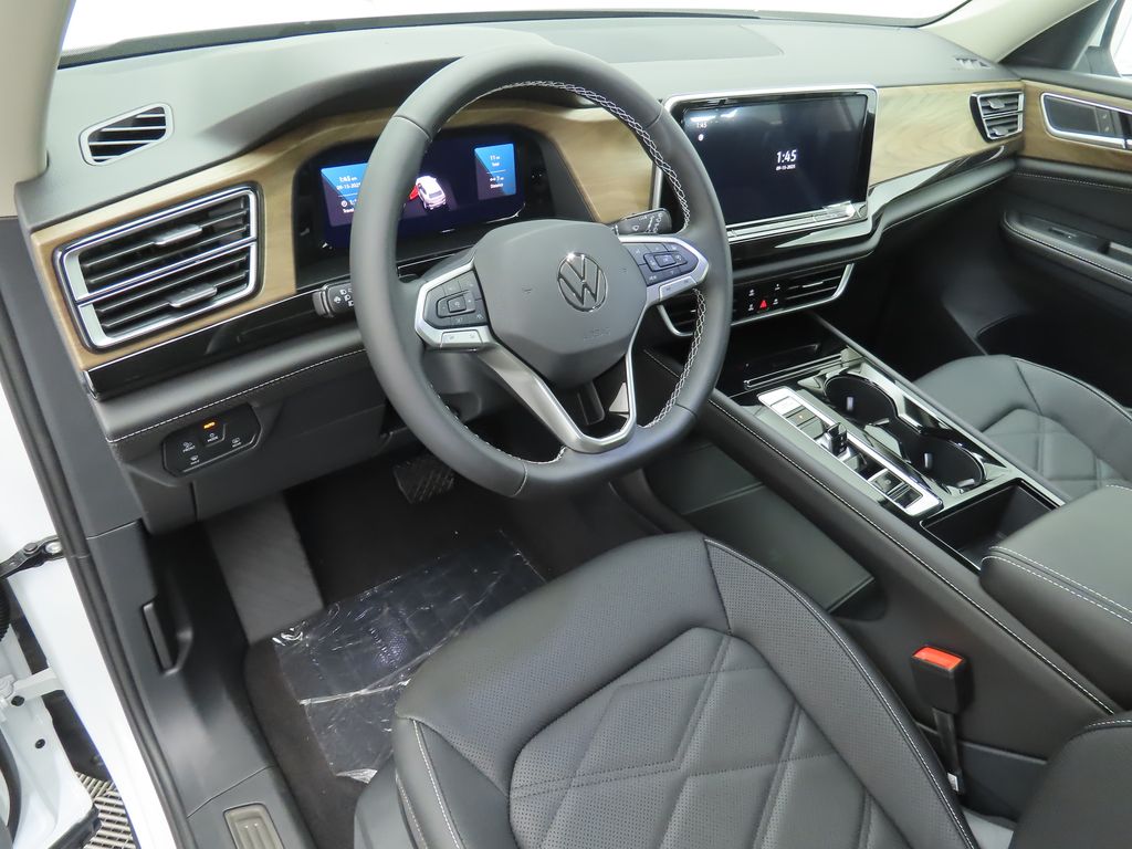 2026 Volkswagen Atlas SE Technology photo 9