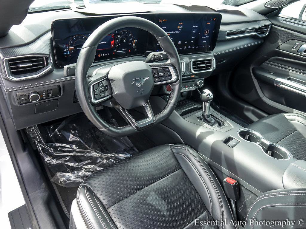 2024 FORD MUSTANG - Image 13