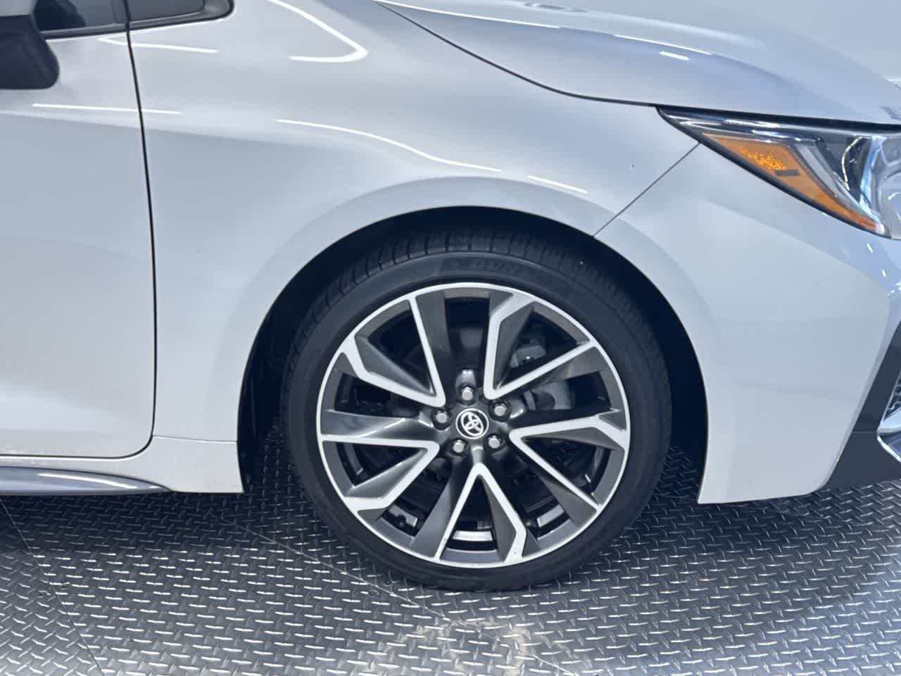 2022 Toyota Corolla SE photo 9
