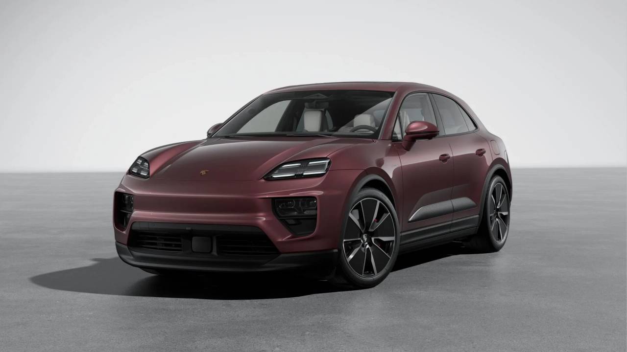 2025 Porsche Macan S's photo