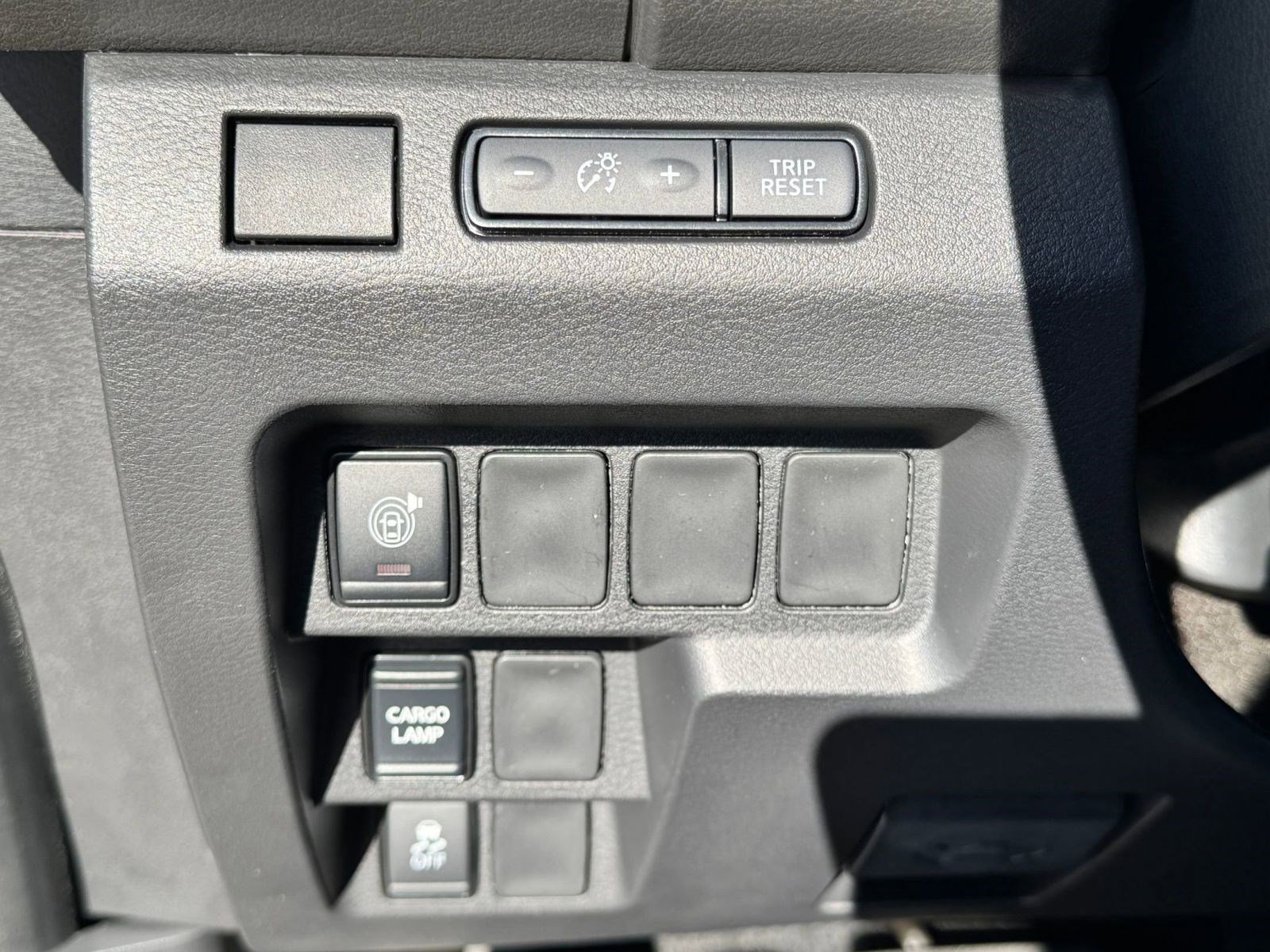 2026 Nissan Frontier SV photo 14