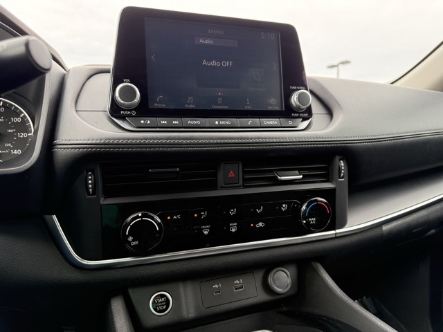 2021 Nissan Rogue S photo 22