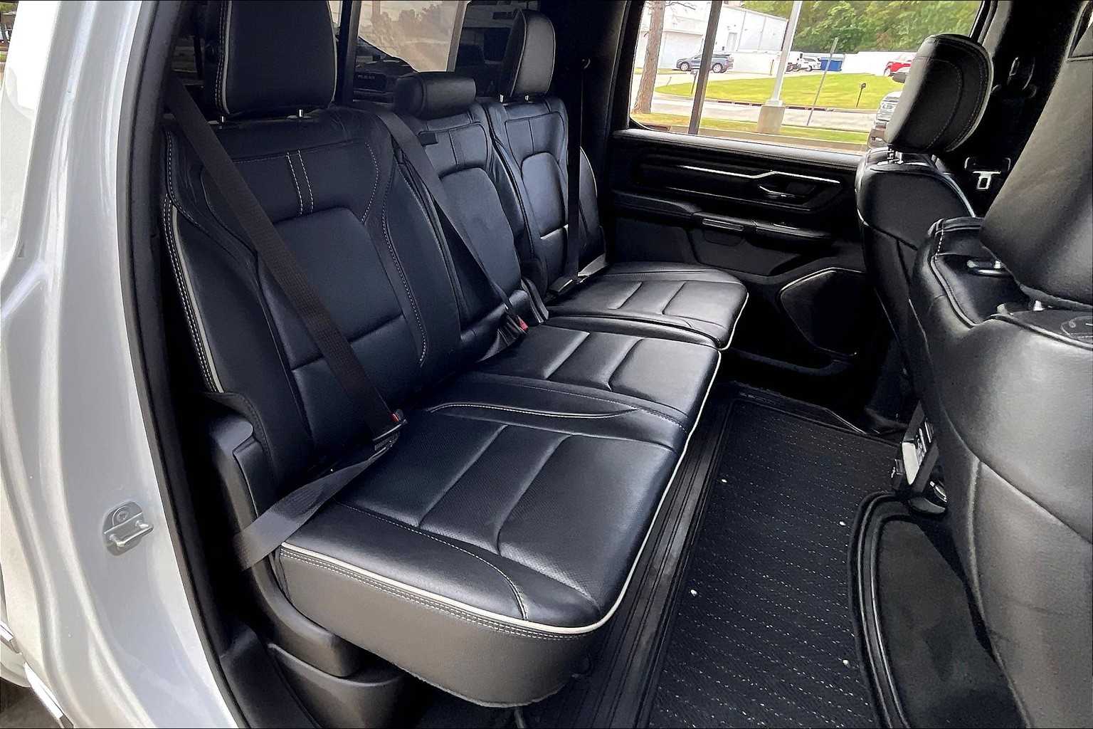 2022 Ram 1500 Limited photo 18