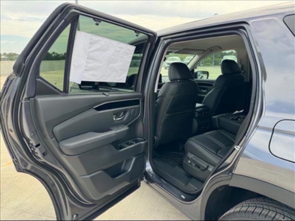 2025 Honda Pilot EX-L photo 10