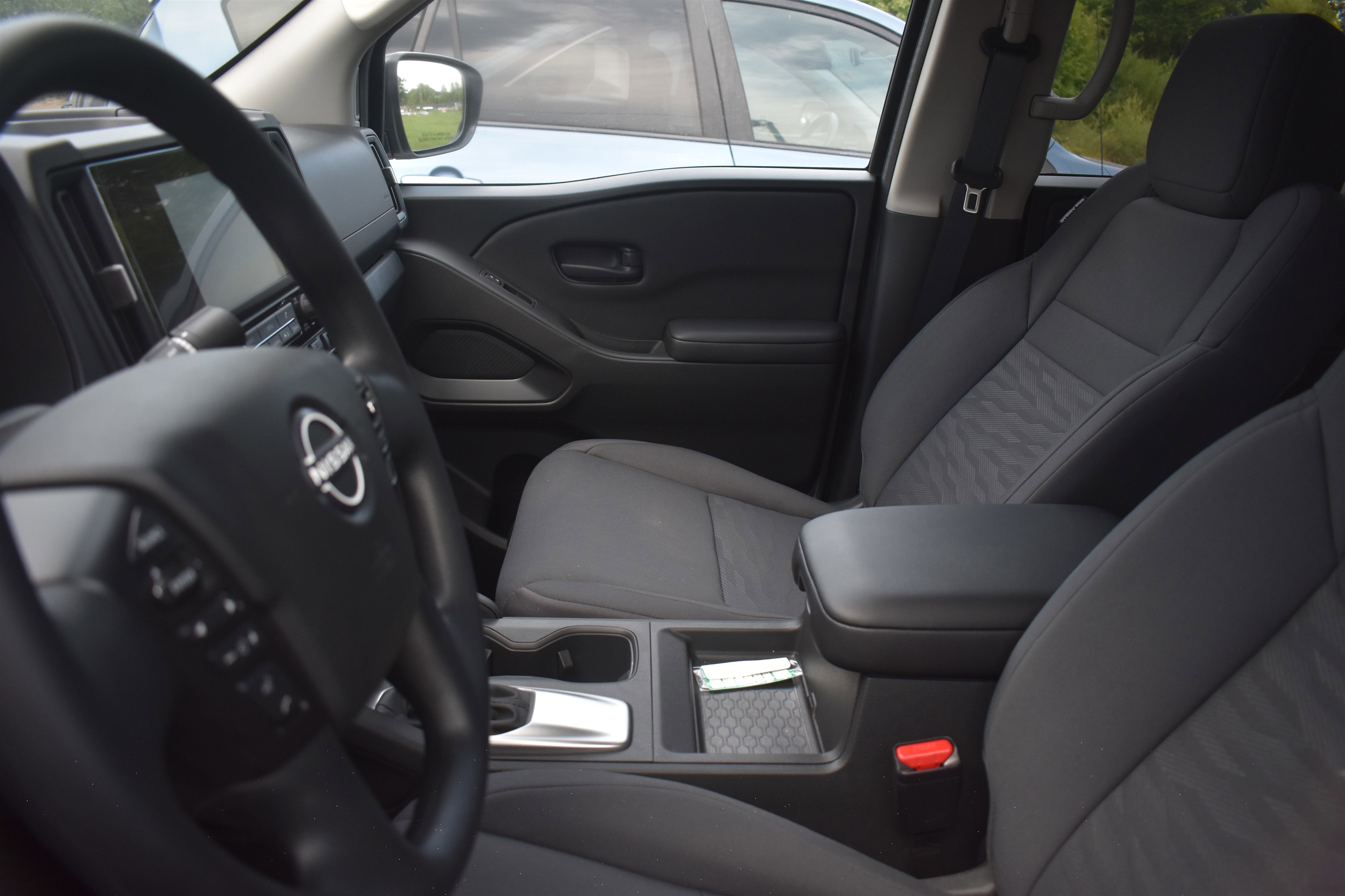 2025 Nissan Frontier S photo 7
