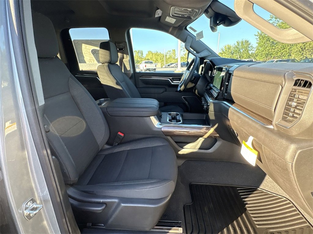 2026 Chevrolet Silverado 2500HD LT photo 22