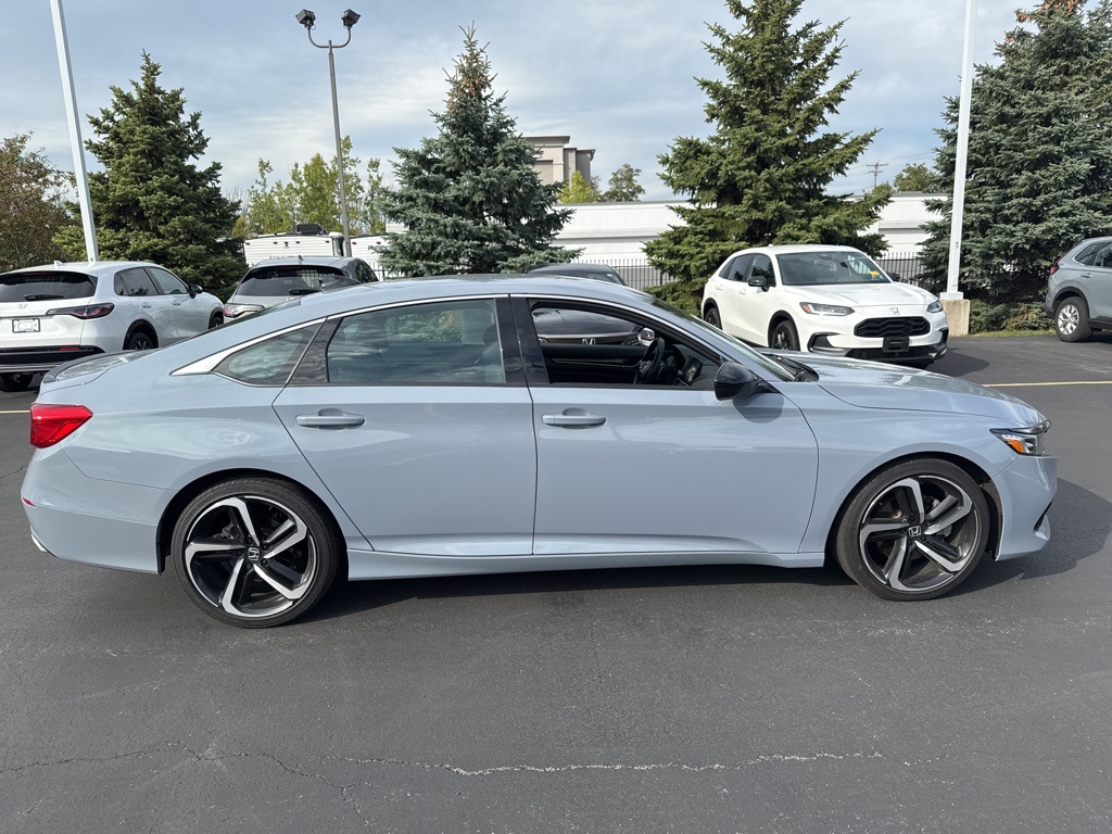 2022 Honda Accord Sport photo 3