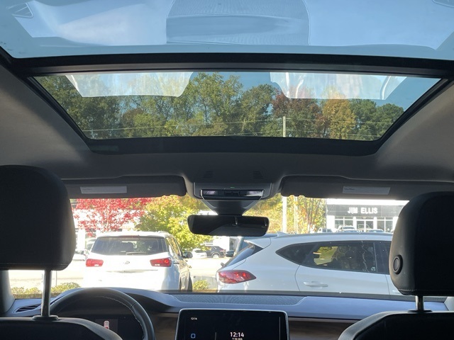 2024 Volkswagen Atlas SE Technology photo 2