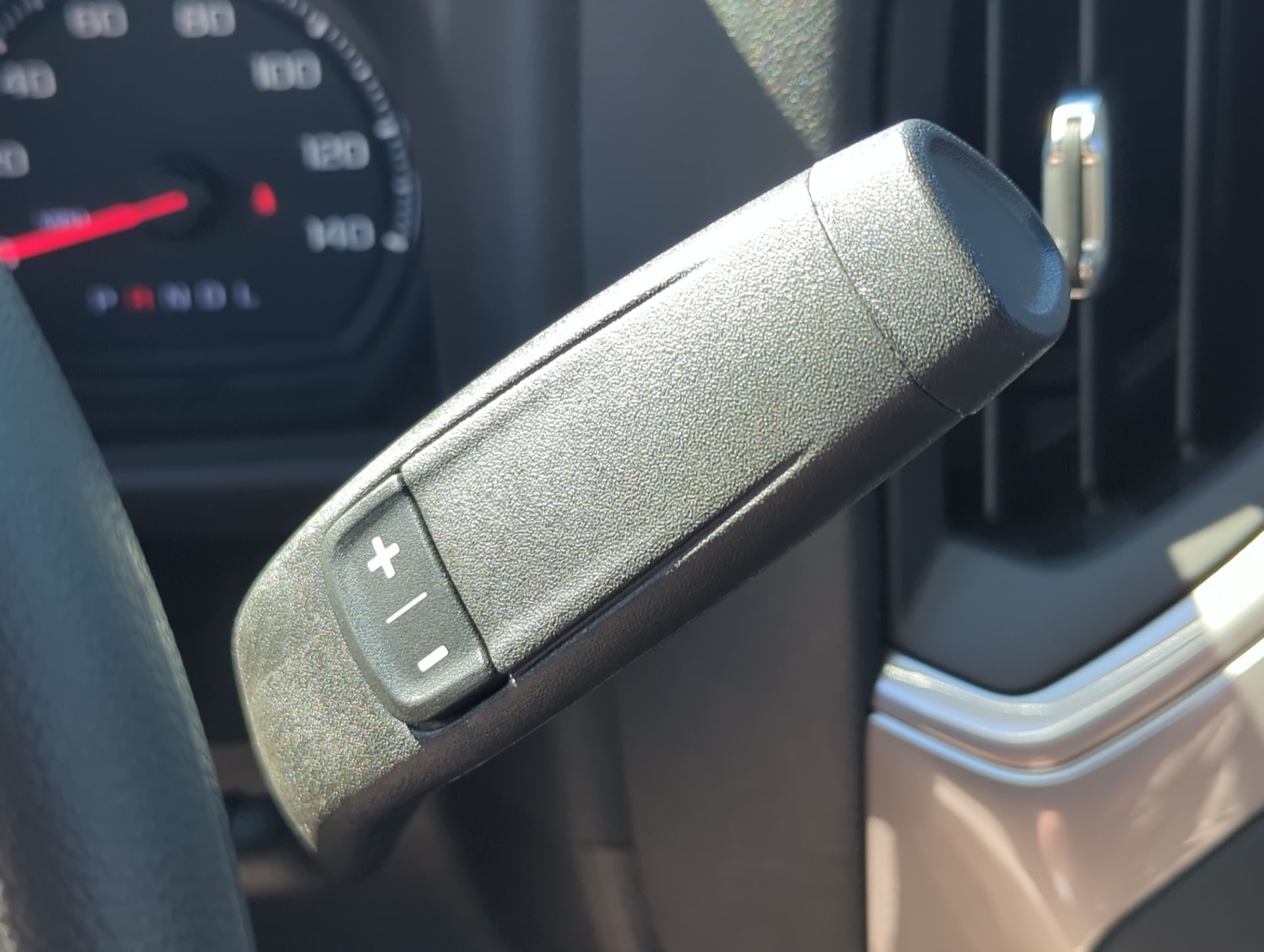 2026 Chevrolet Silverado 2500HD photo 7