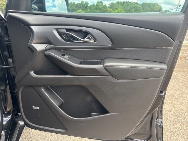 2021 Chevrolet Traverse Premier photo 9