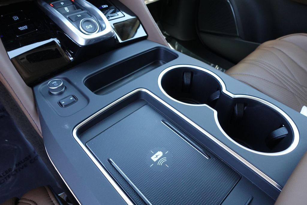 2026 Acura MDX SH-AWD Advance photo 22