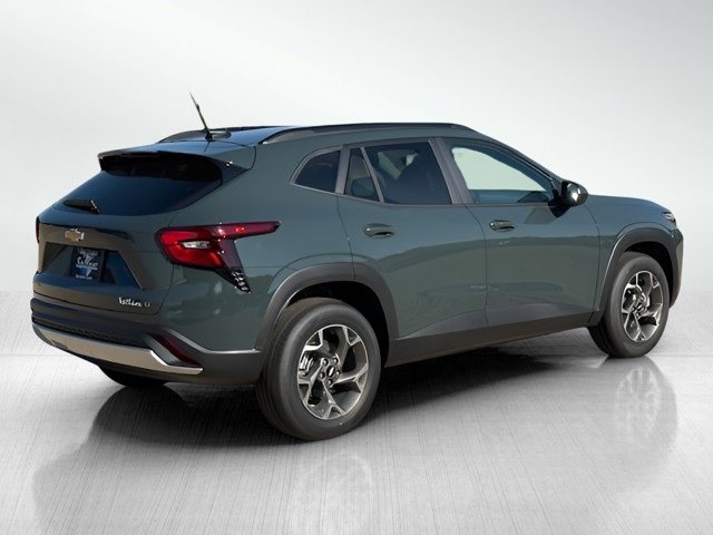 2026 Chevrolet Trax LT photo 4