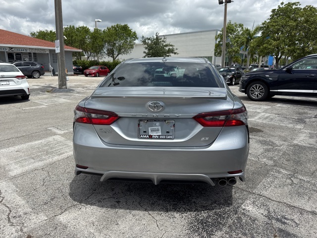 2024 Toyota Camry SE photo 9