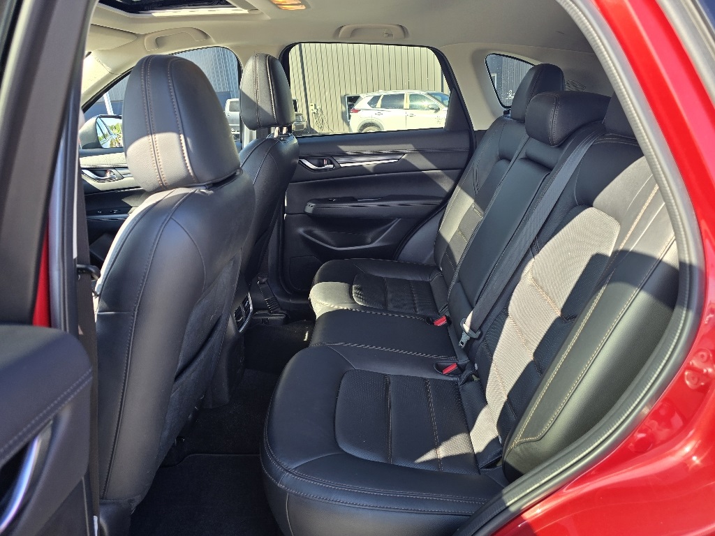 2019 Mazda CX-5 Grand Touring photo 4