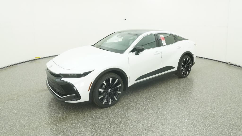 2026 Toyota Crown Platinum's photo