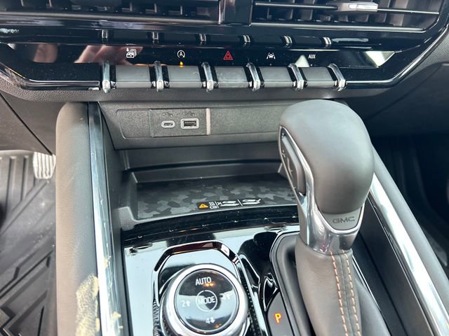 2026 Gmc Canyon AT4 photo 17