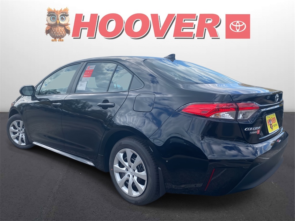 2026 Toyota Corolla LE photo 4