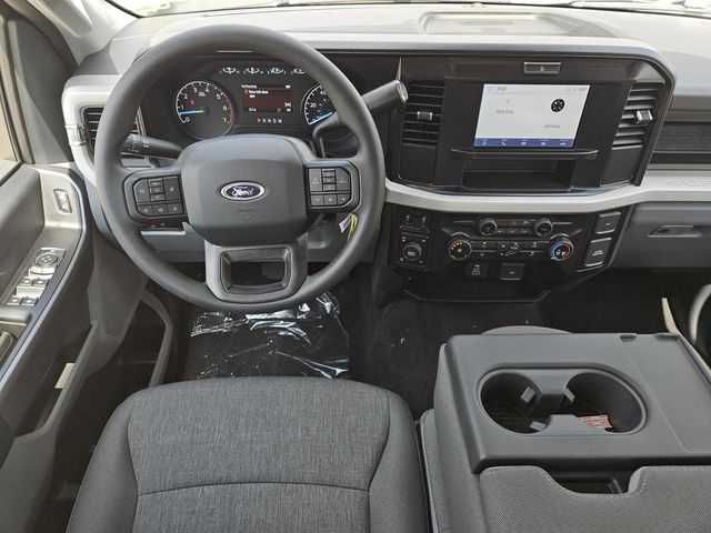 2026 Ford F-250 XL photo 4