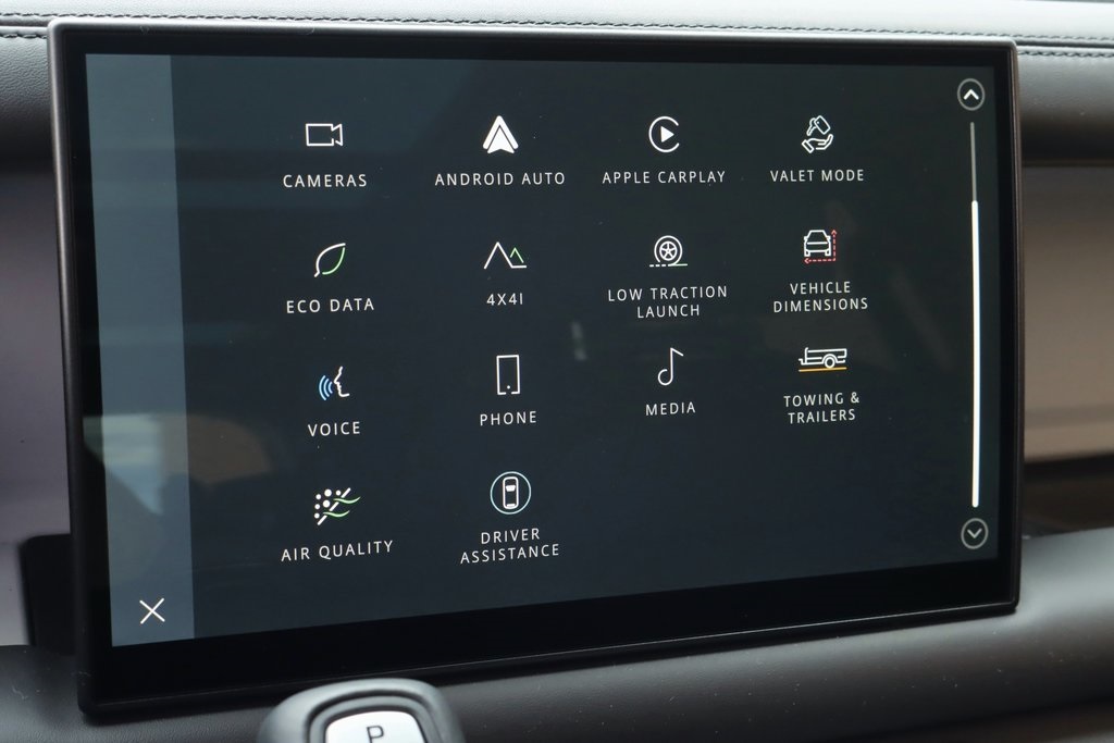 2025 LAND ROVER DEFENDER - Image 21