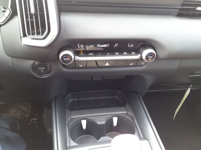 2025 Mazda CX-50 Preferred photo 13
