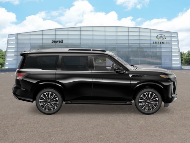 2026 Infiniti QX80 Luxe photo 3