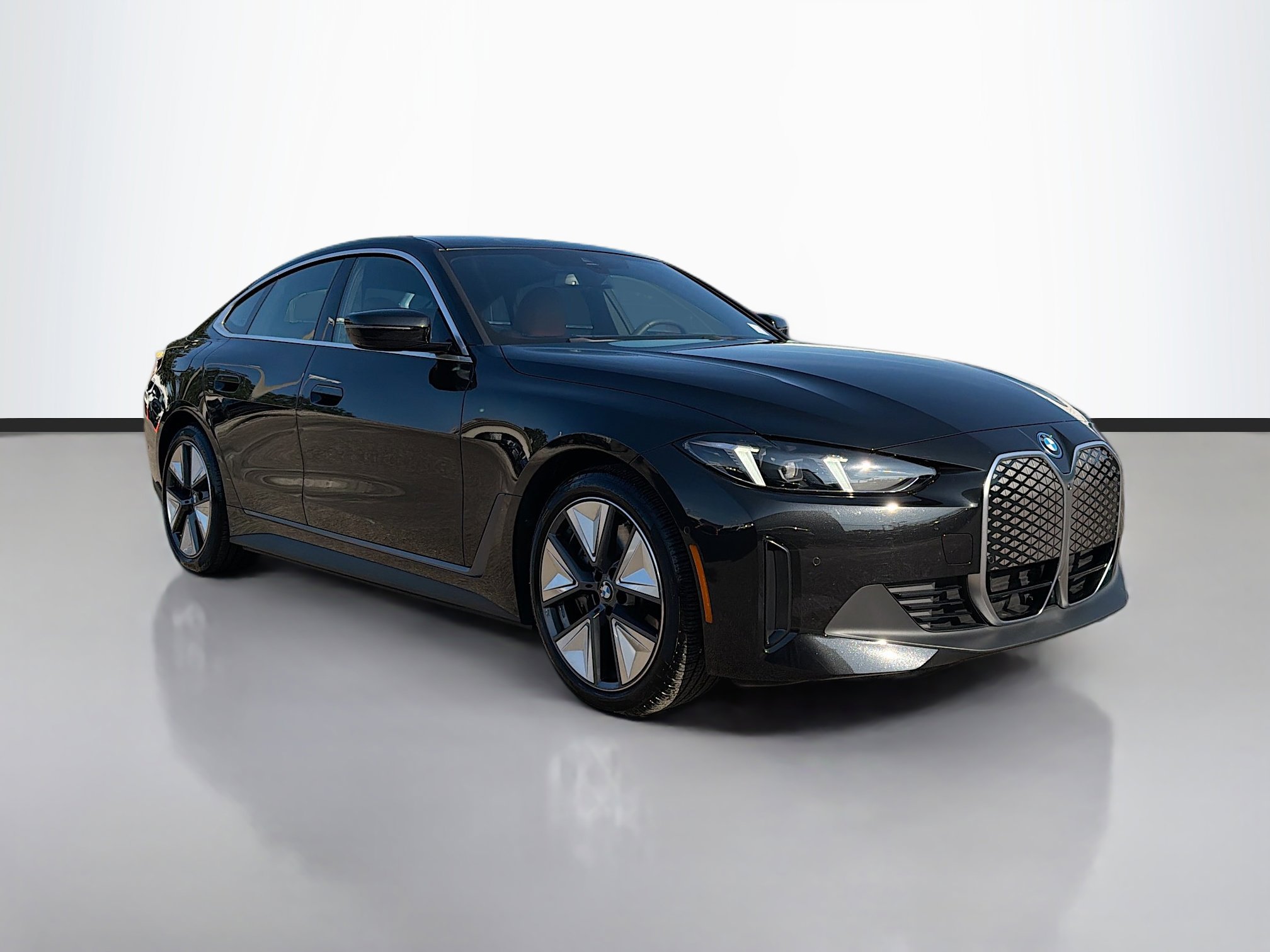 2025 BMW i4 40's photo