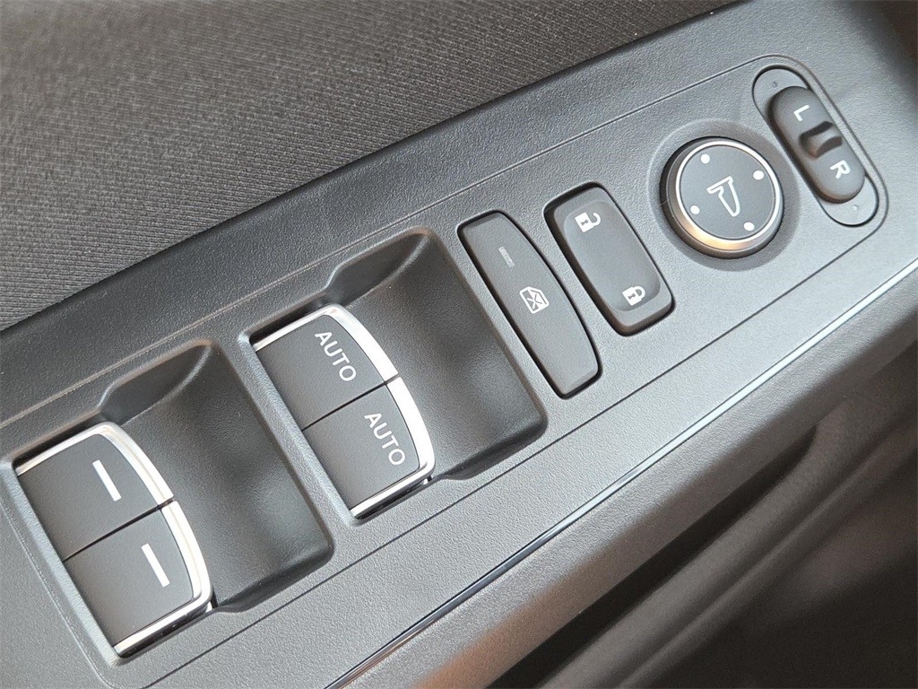 2025 Honda Civic Sport photo 12