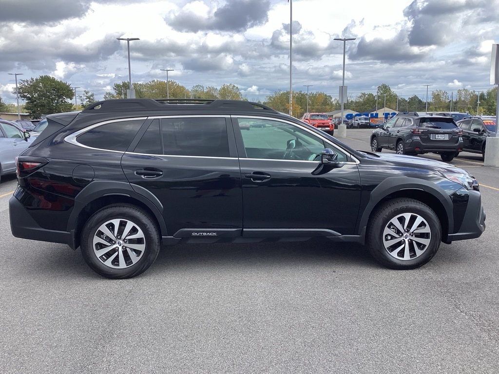 2025 Subaru Outback Premium photo 10