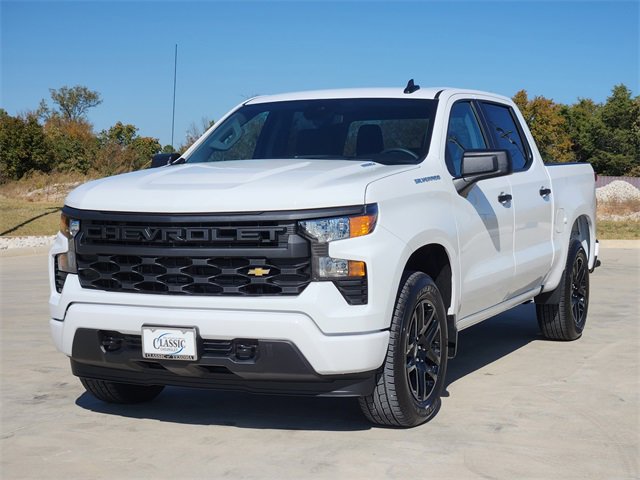 2026 Chevrolet Silverado 1500 Custom photo 2