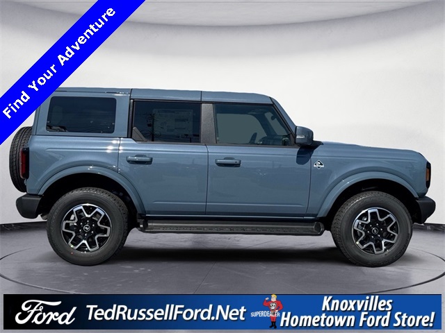 2025 Ford Bronco Outer Banks photo 3