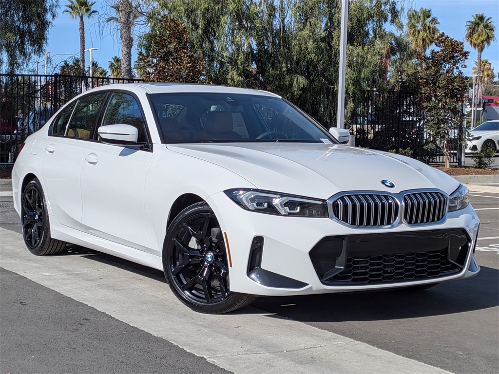 2026 BMW 3 Series 330i's photo