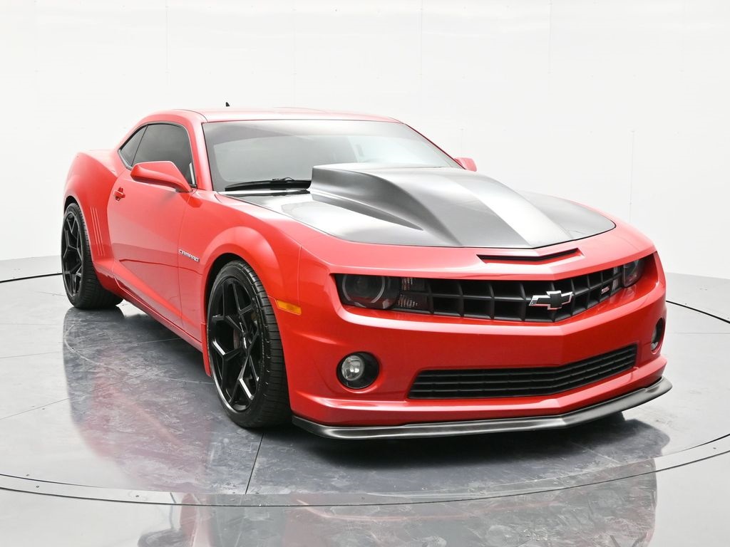 2010 Chevrolet Camaro SS photo 3