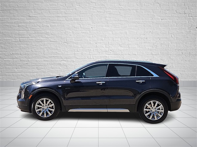 2023 Cadillac XT4 Premium Luxury photo 2