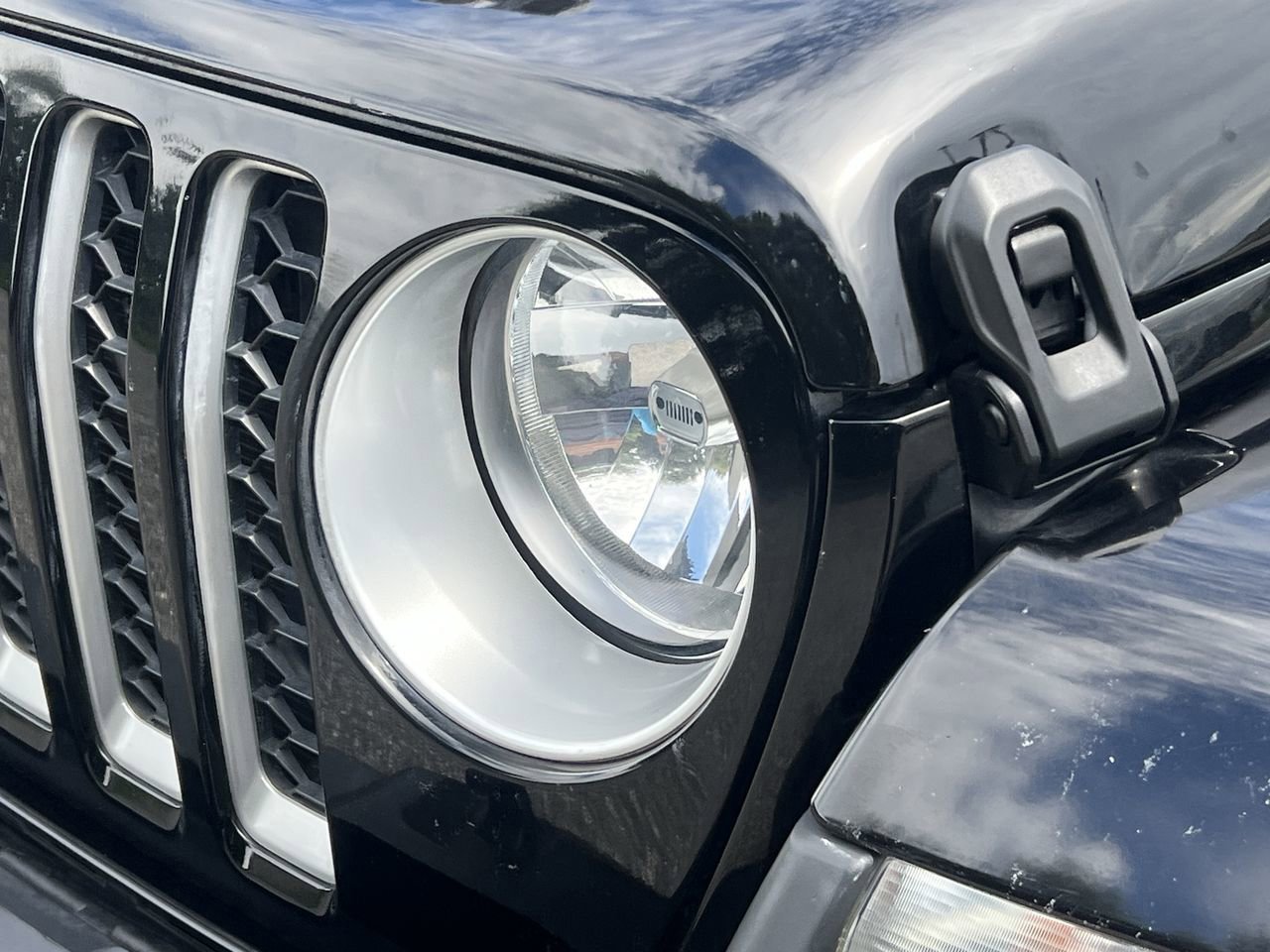2020 Jeep Gladiator Overland photo 6