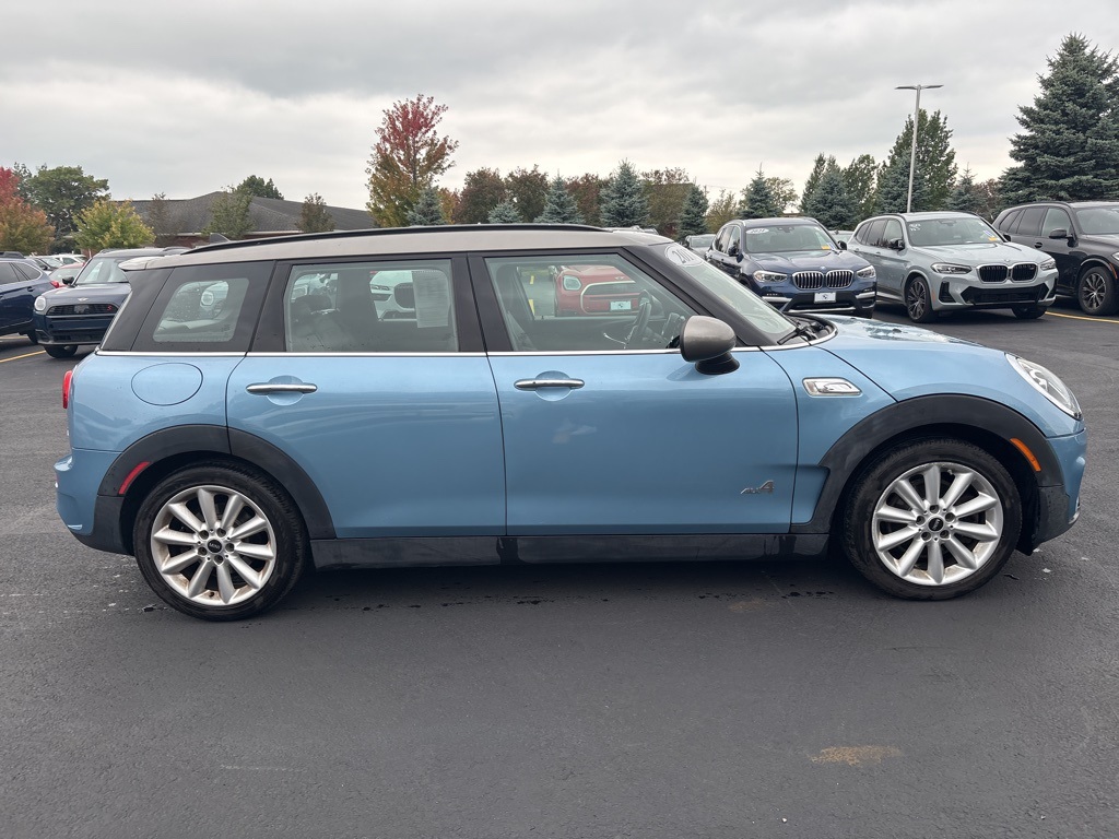 2017 Mini Cooper Base S ALL4 photo 2